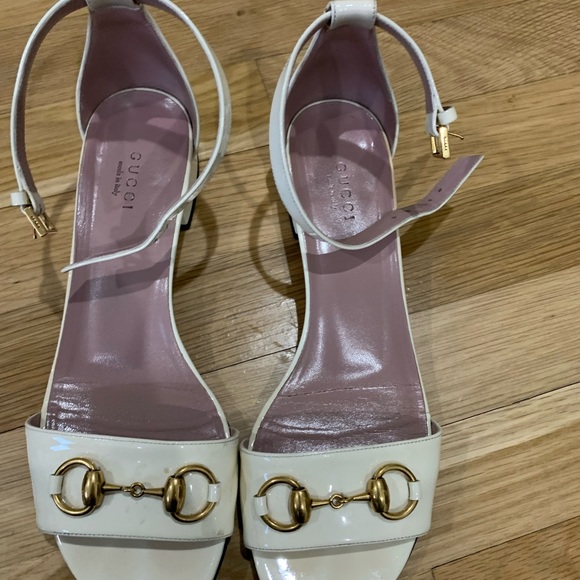 Gucci sandals. 7.5. Off white. Excellent used condition. Worn only a few times. - Picture 2 of 6